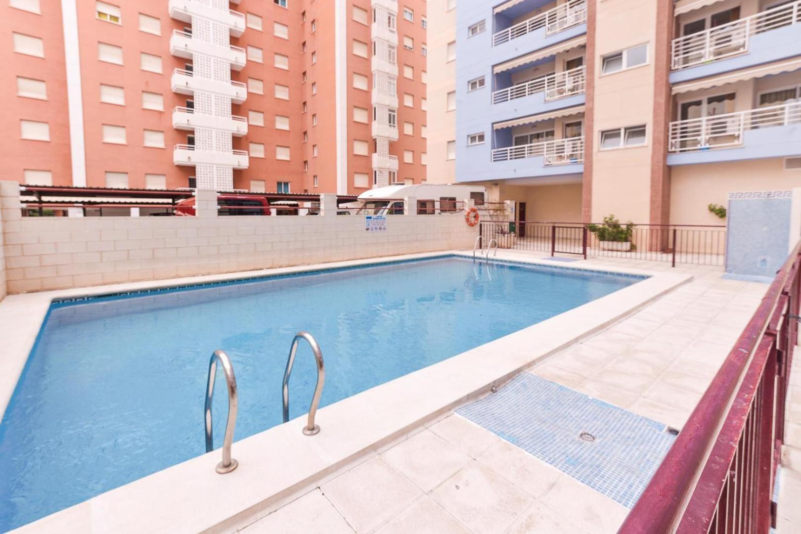 Apartamentos Marblau Peredamar-Julio Y Agosto Solo Familias Гандия Екстериор снимка
