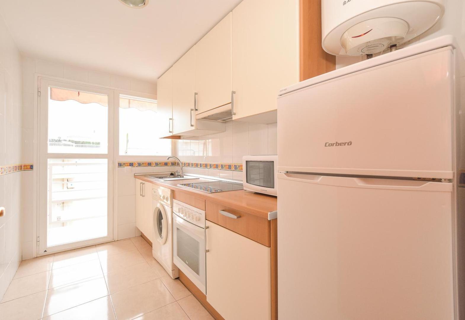Apartamentos Marblau Peredamar-Julio Y Agosto Solo Familias Гандия Екстериор снимка