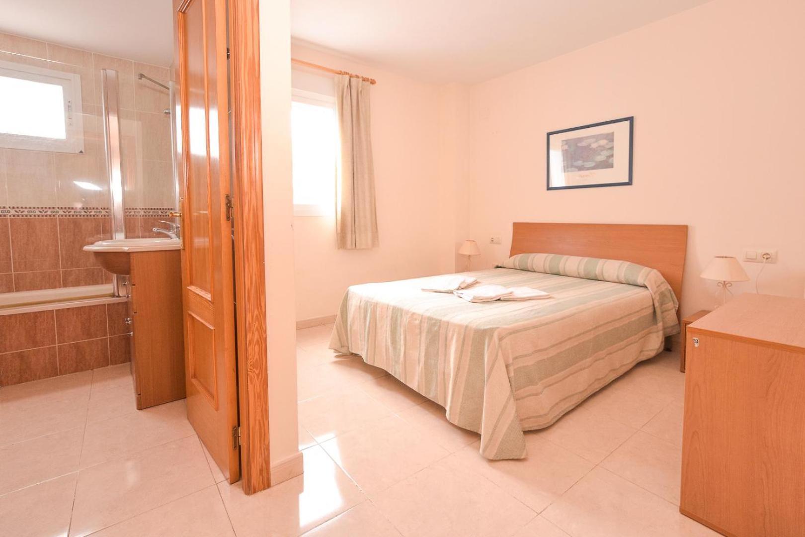 Apartamentos Marblau Peredamar-Julio Y Agosto Solo Familias Гандия Екстериор снимка