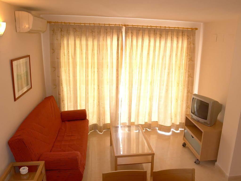 Apartamentos Marblau Peredamar-Julio Y Agosto Solo Familias Гандия Екстериор снимка